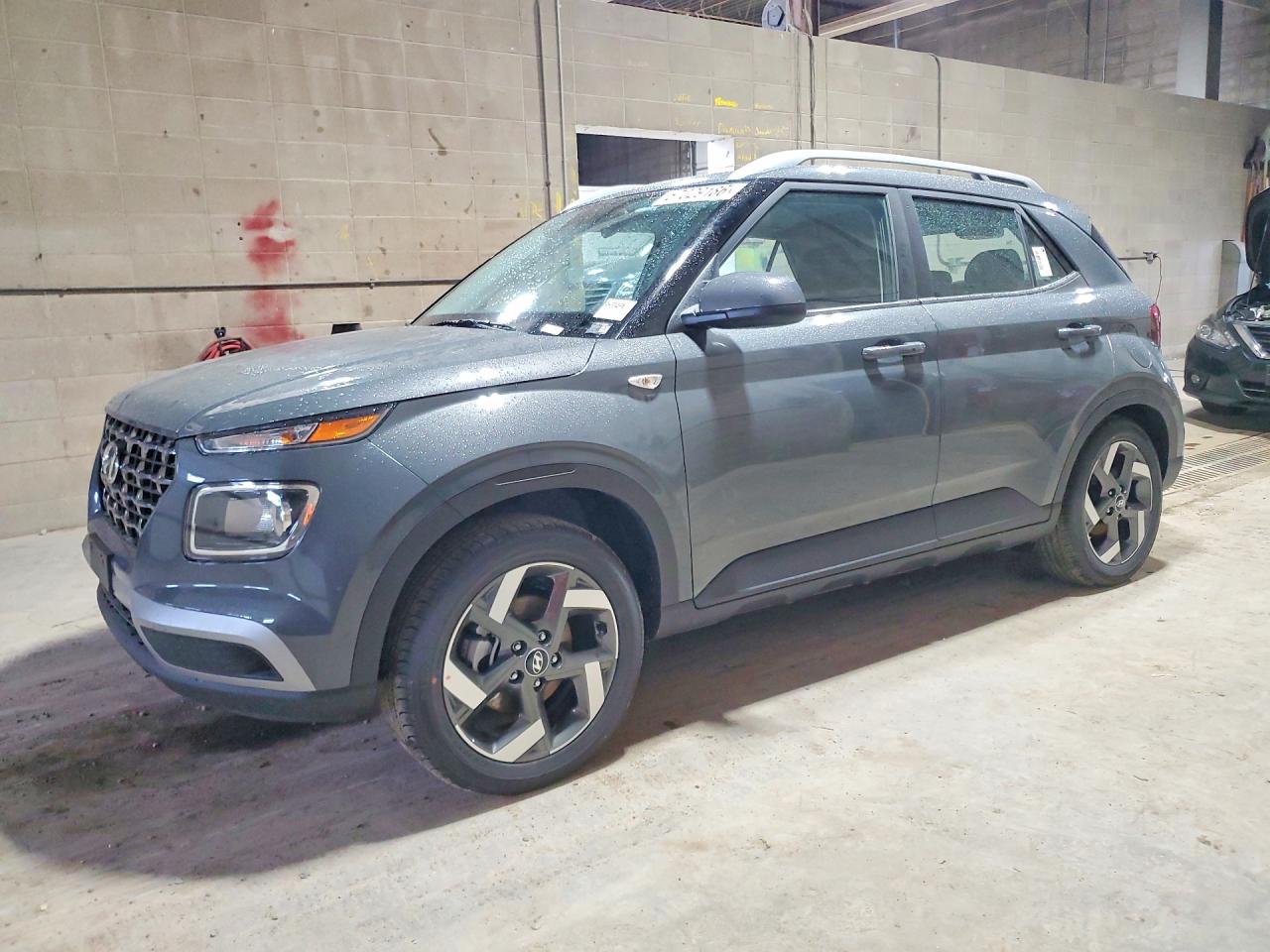 2026 HYUNDAI VENUE SEL, SEL w/ 2-Tone Roof