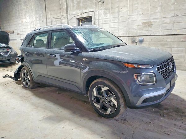 2026 HYUNDAI VENUE SEL, SEL w/ 2-Tone Roof