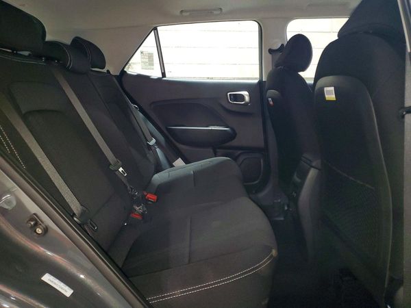 2026 HYUNDAI VENUE SEL, SEL w/ 2-Tone Roof
