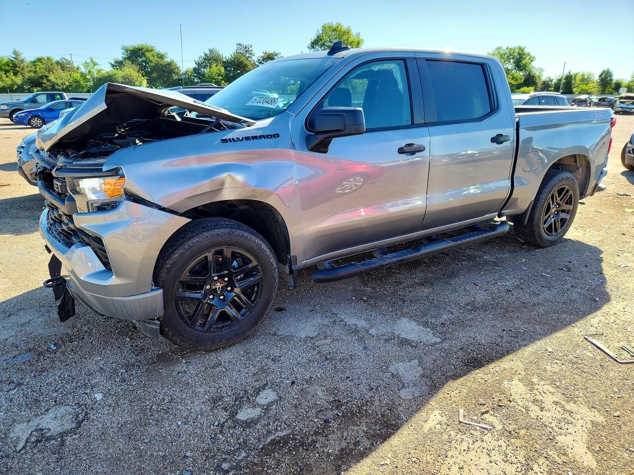 2024 CHEVROLET SILVERADO Custom