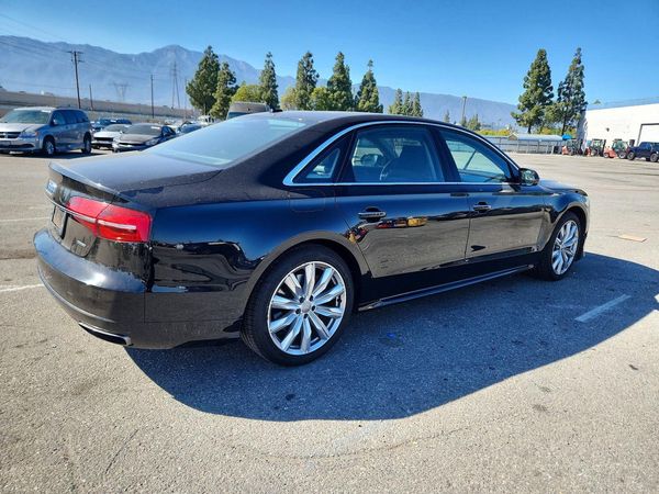 2017 AUDI A8 quattro L