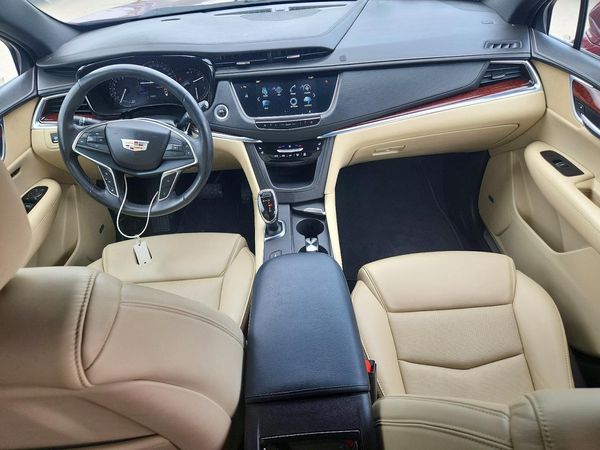 2018 CADILLAC XT5