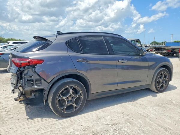 2018 ALFA ROMEO STELVIO AWD