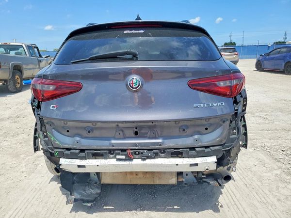 2018 ALFA ROMEO STELVIO AWD