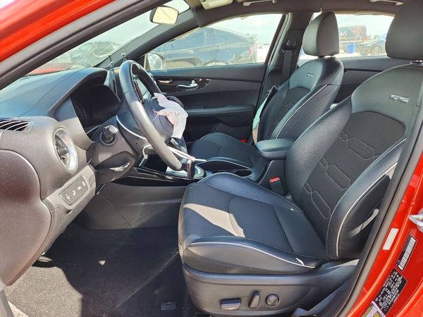 2021 KIA FORTE GT Line