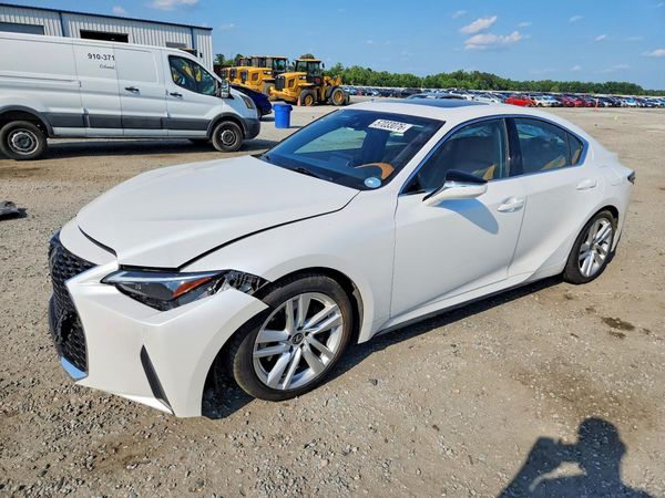 2023 LEXUS IS