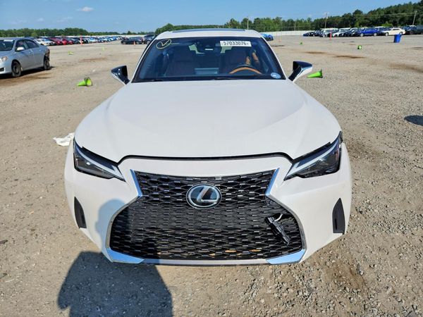 2023 LEXUS IS