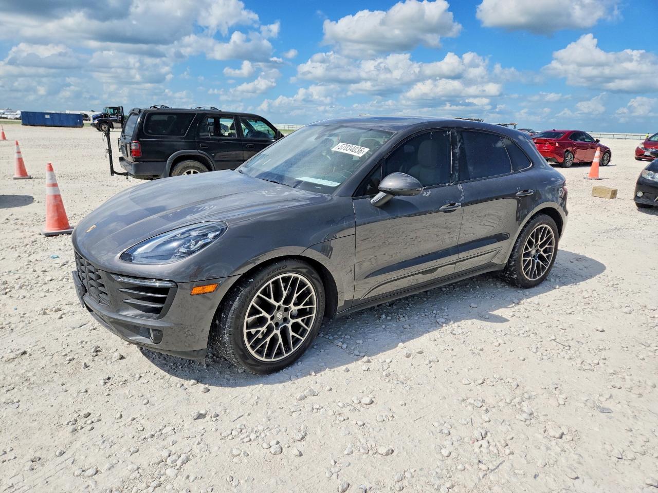 2018 PORSCHE MACAN Macan S