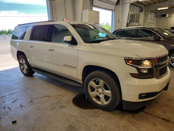 2017 CHEVROLET SUBURBAN LT