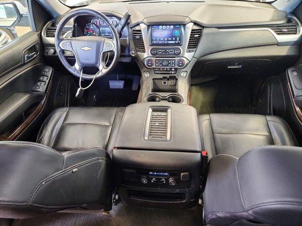 2017 CHEVROLET SUBURBAN LT