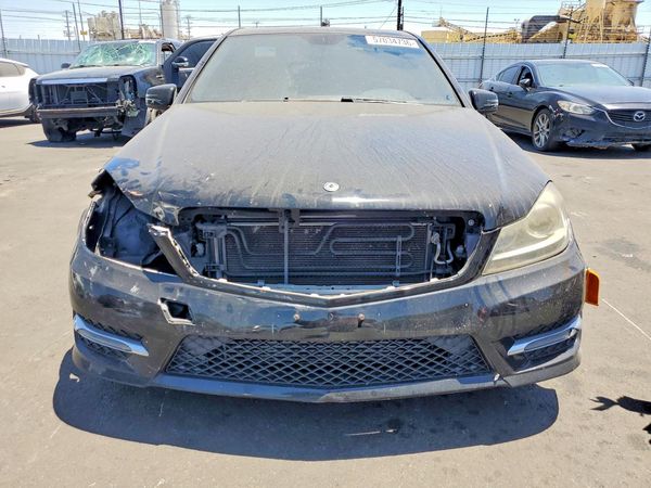 2014 MERCEDES-BENZ C C250