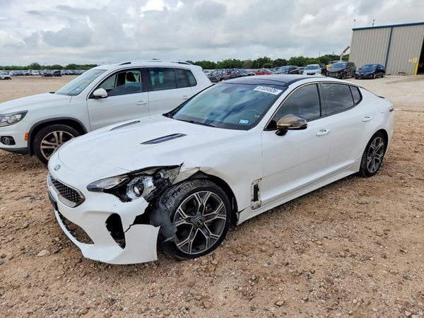 2020 KIA STINGER Base