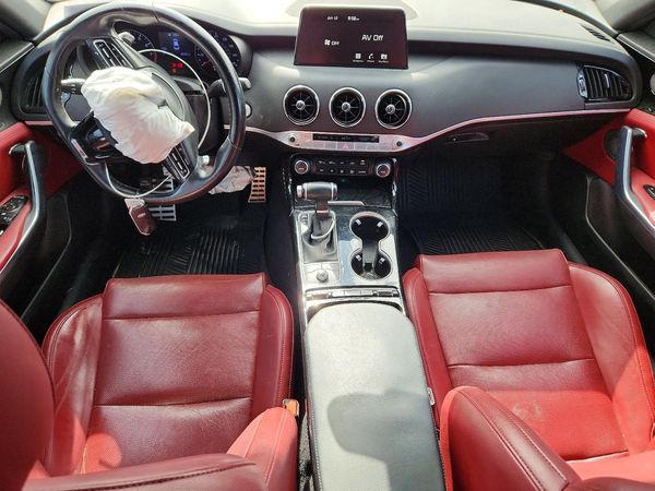2020 KIA STINGER Base