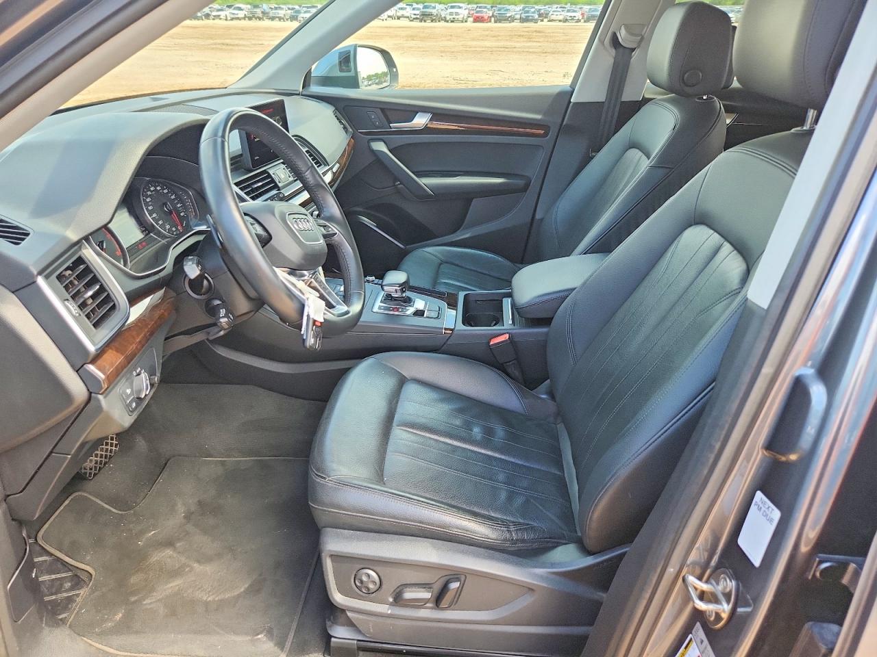 2020 AUDI Q5 quattro Premium