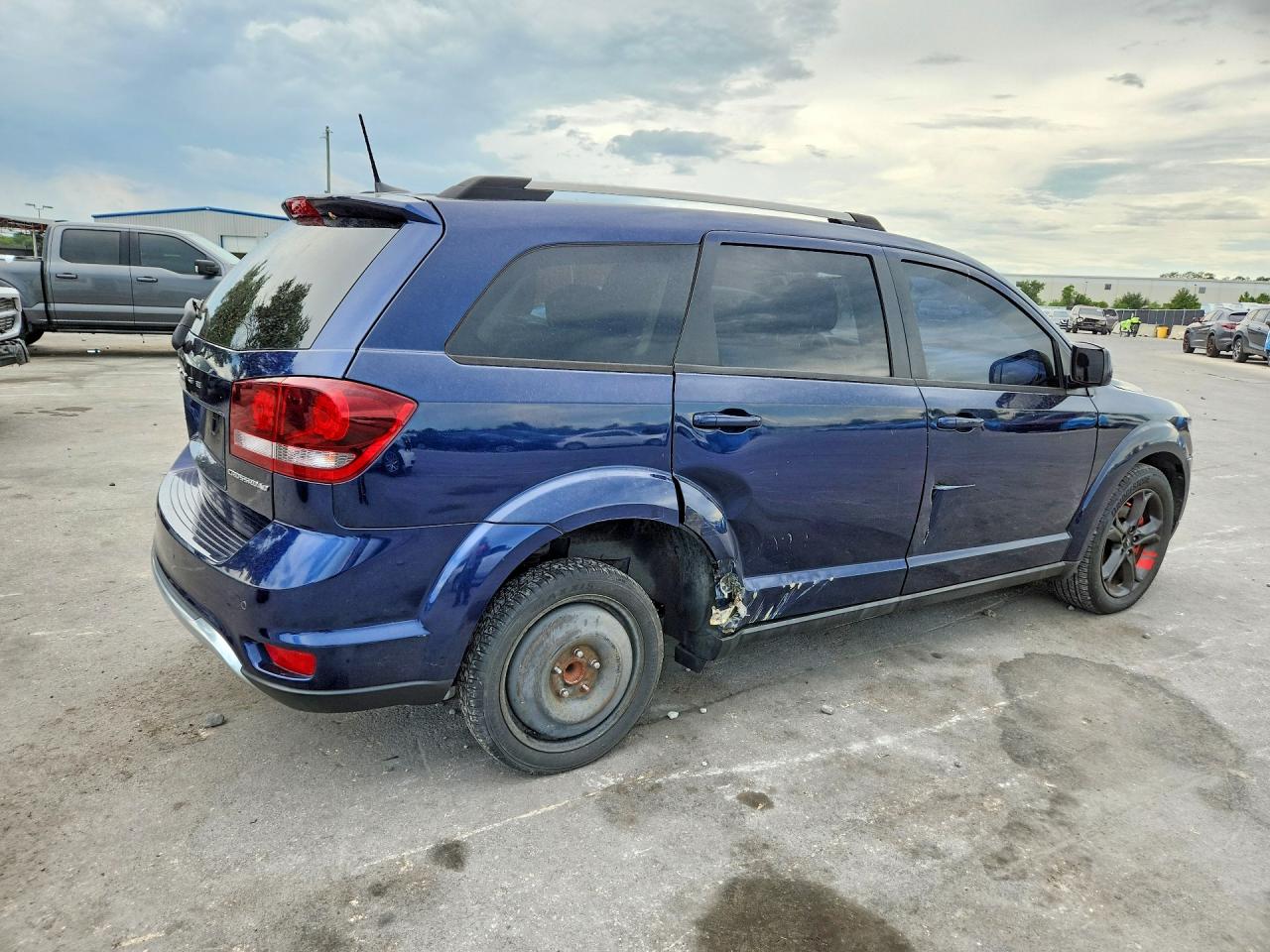 2020 DODGE JOURNEY Crossroad