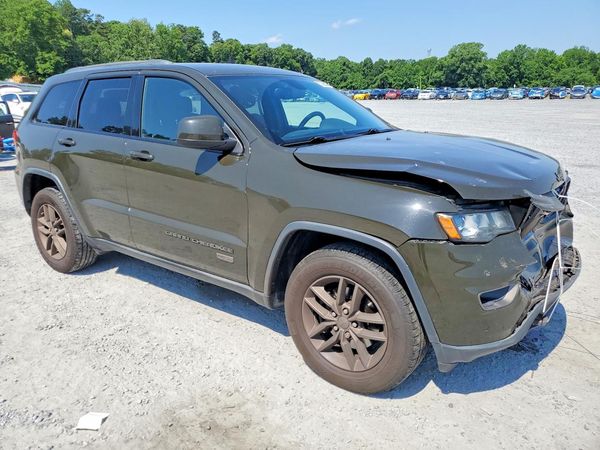 2016 JEEP GRAND CHEROKEE LAREDO 4X2