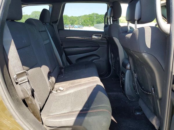 2016 JEEP GRAND CHEROKEE LAREDO 4X2
