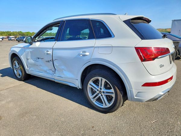 2024 AUDI Q5 E