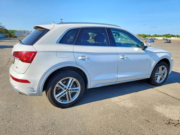 2024 AUDI Q5 E