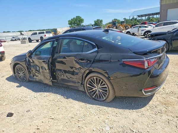 2022 LEXUS ES 250