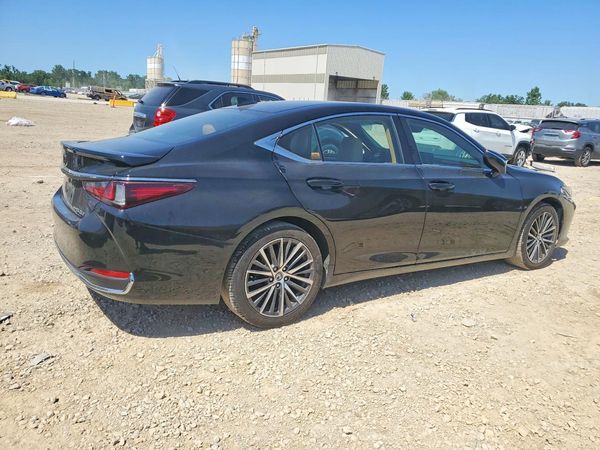 2022 LEXUS ES 250