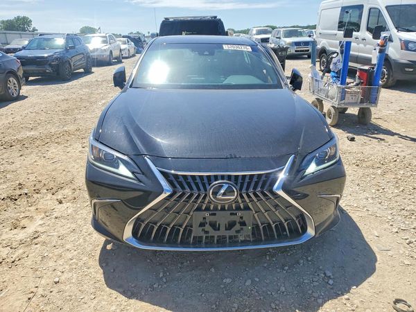 2022 LEXUS ES 250