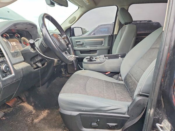 2015 RAM 1500 SLT