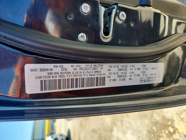 2015 RAM 1500 SLT