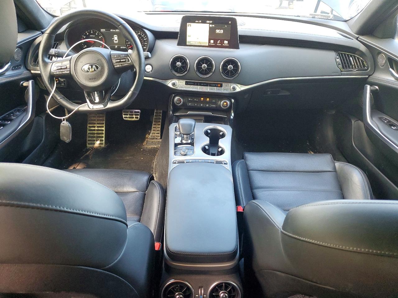 2019 KIA STINGER GT2