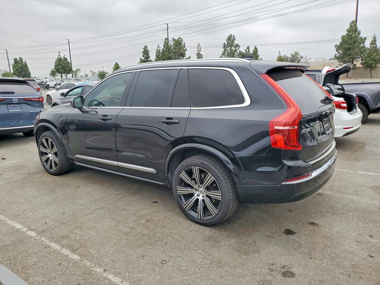 2023 VOLVO XC90 Plus Bright