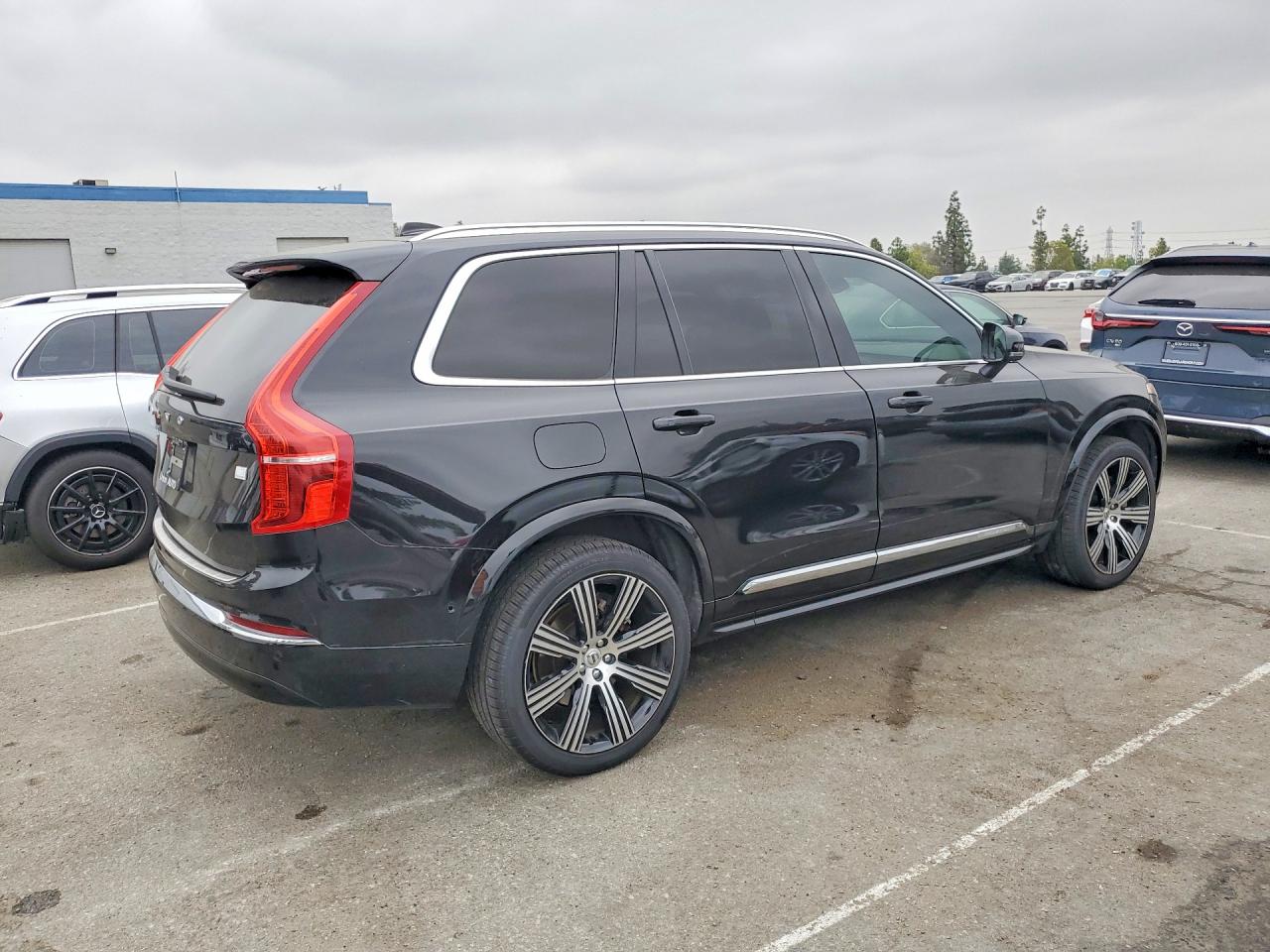 2023 VOLVO XC90 Plus Bright