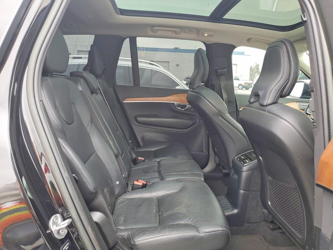 2023 VOLVO XC90 Plus Bright