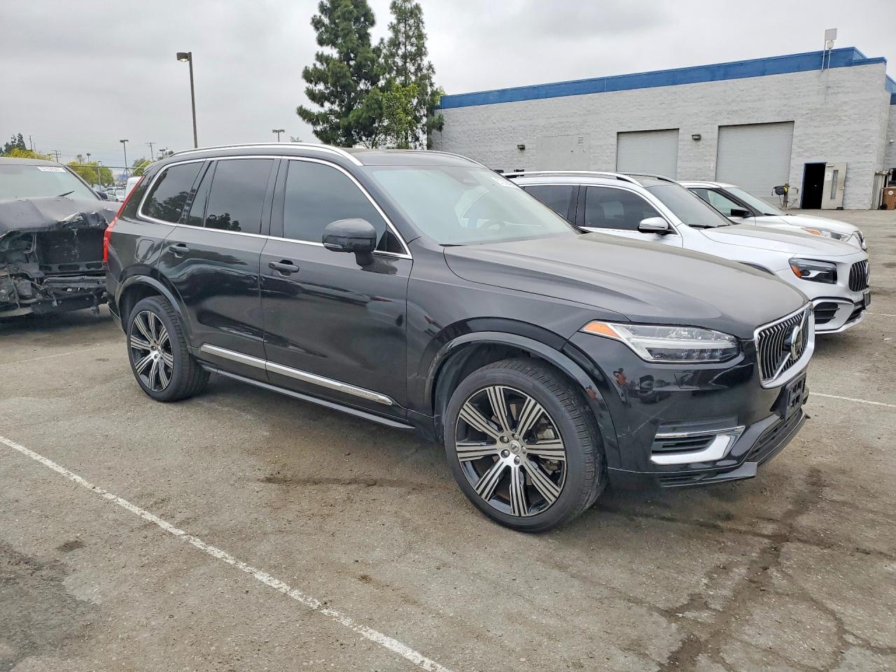 2023 VOLVO XC90 Plus Bright