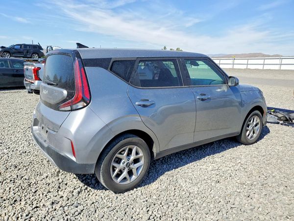 2024 KIA SOUL LX, S