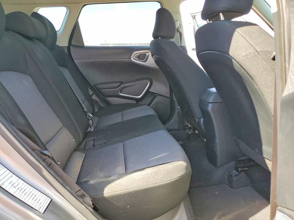 2024 KIA SOUL LX, S