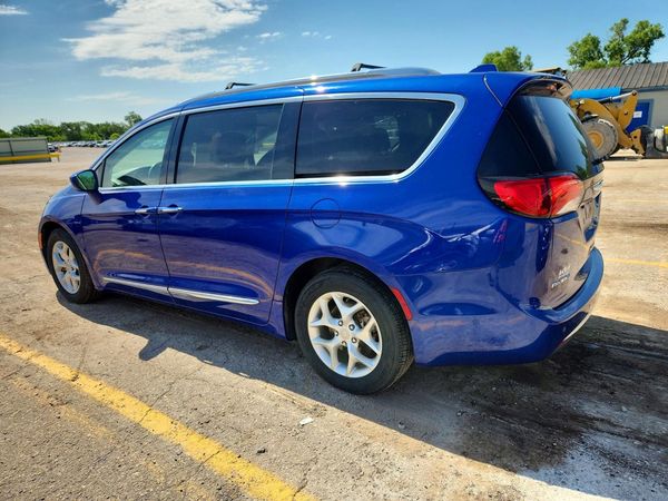 2019 CHRYSLER PACIFICA Touring L Plus