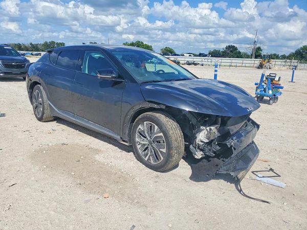 2024 KIA EV6