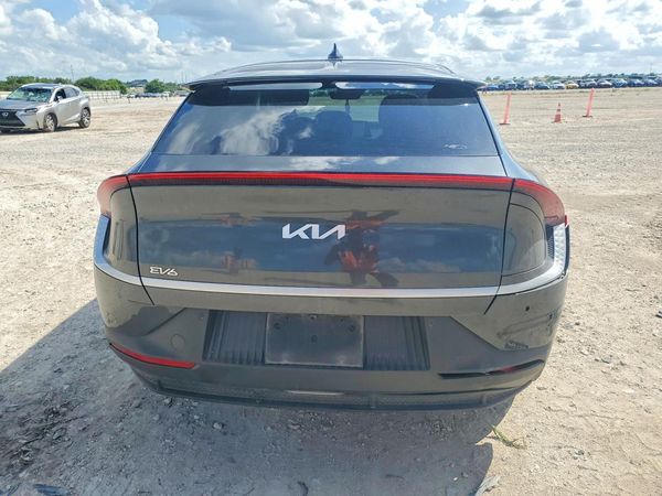 2024 KIA EV6