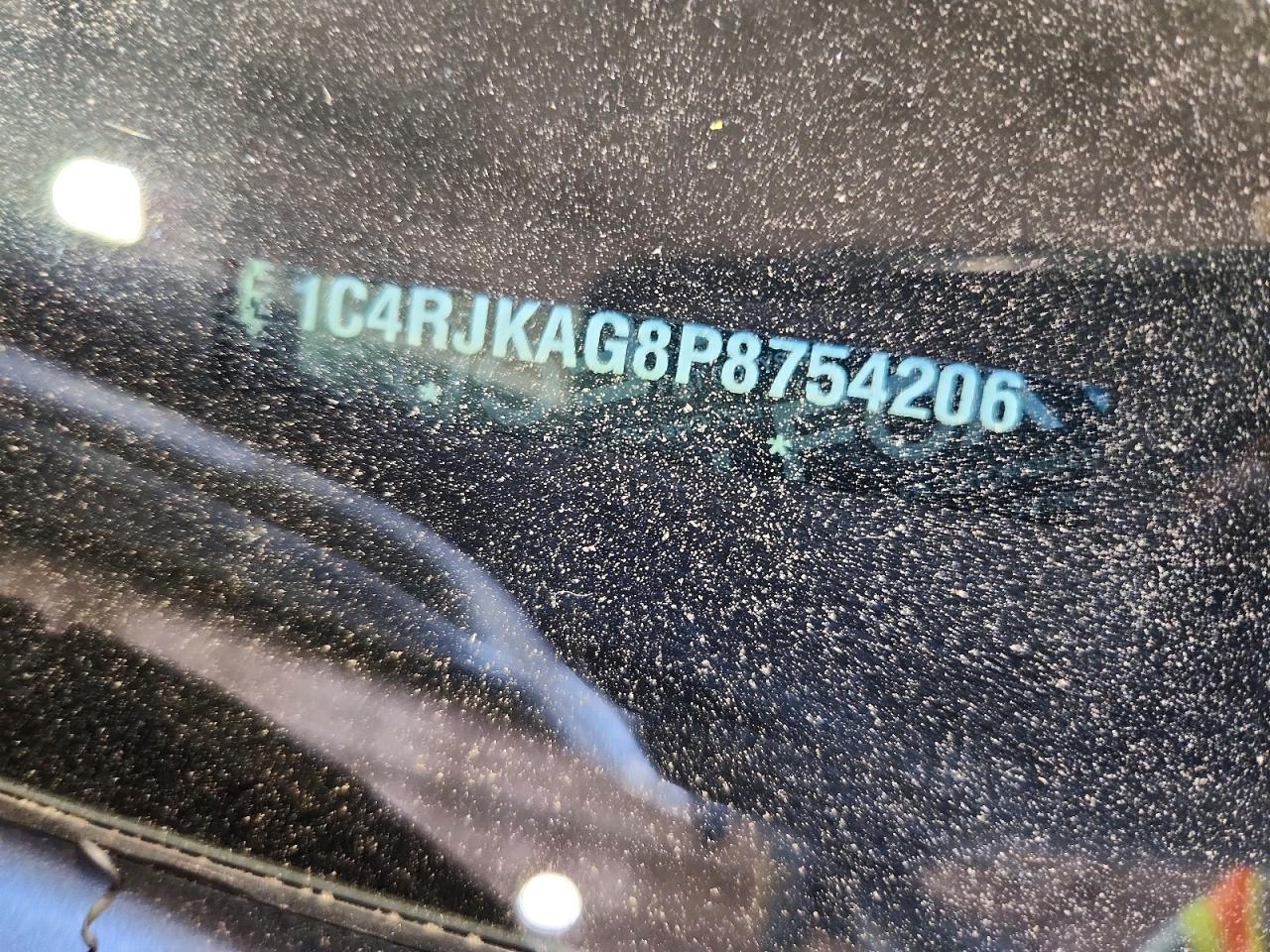 2023 JEEP GRAND CHEROKEE L LAREDO 4X4