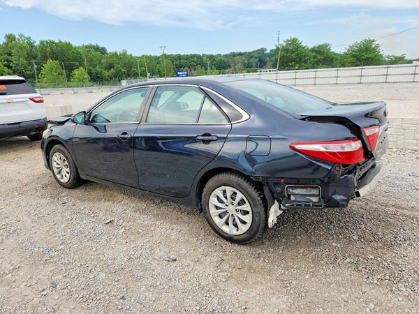 2015 TOYOTA CAMRY