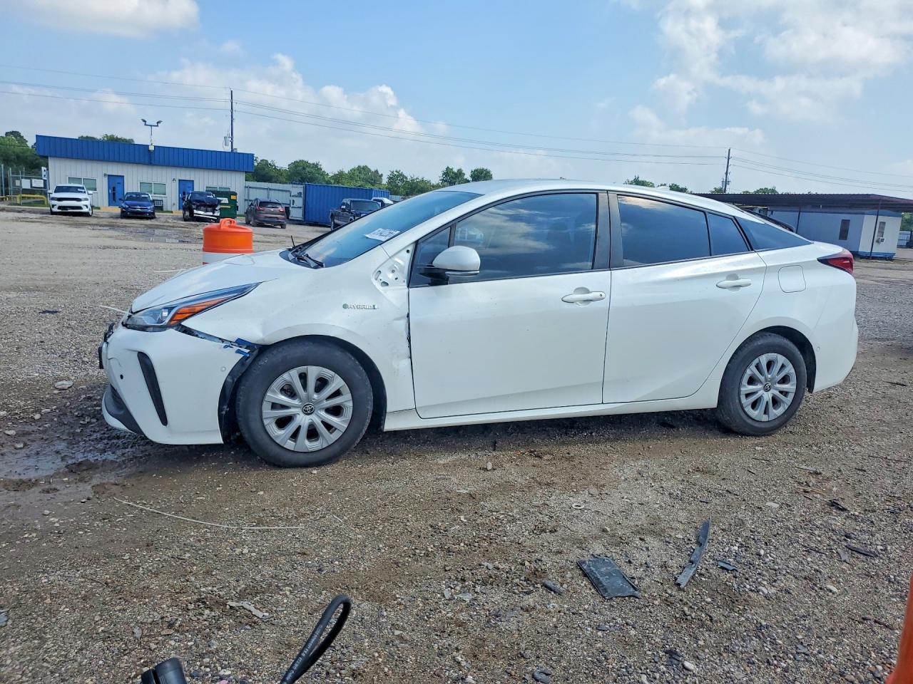 2019 TOYOTA PRIUS L/LE/XLE/LTD.