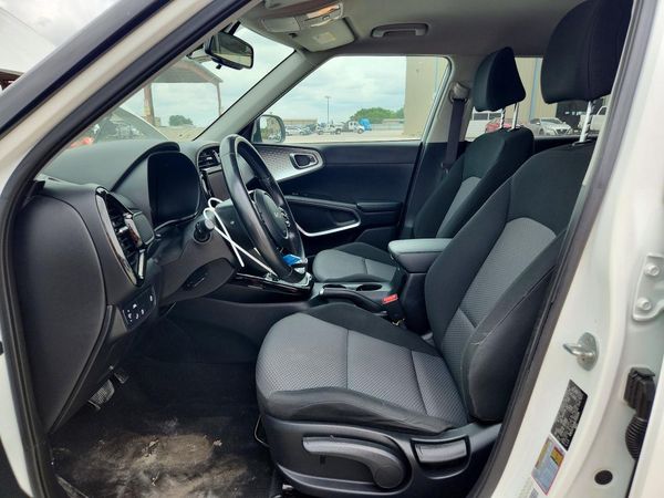 2022 KIA SOUL
