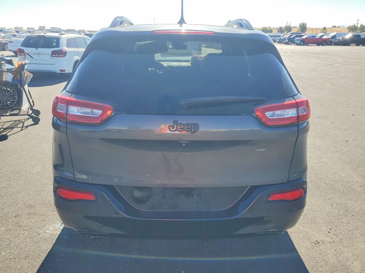 2018 JEEP CHEROKEE LATITUDE FWD