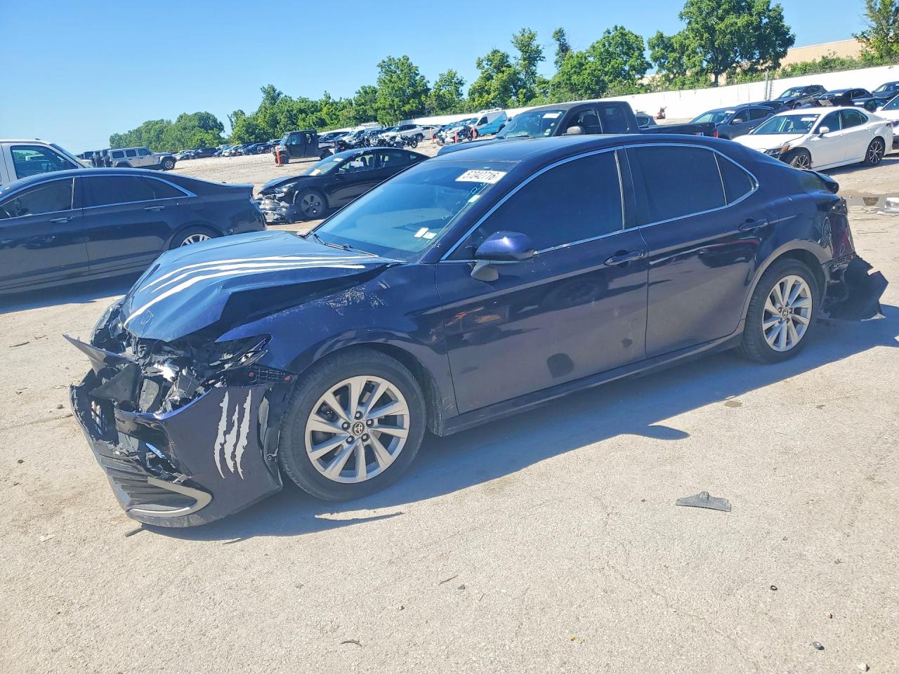 2022 TOYOTA CAMRY