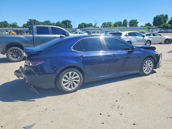 2022 TOYOTA CAMRY