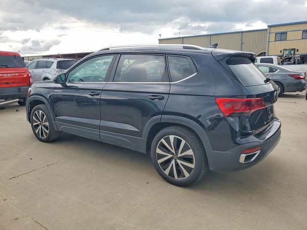 2022 VOLKSWAGEN TAOS