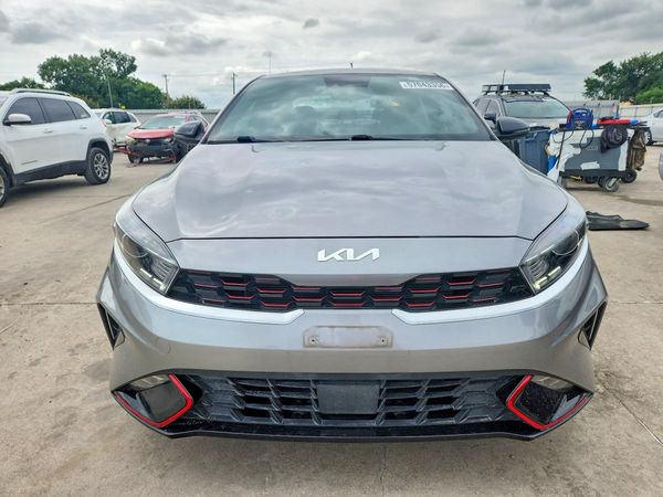 2023 KIA FORTE GT Line