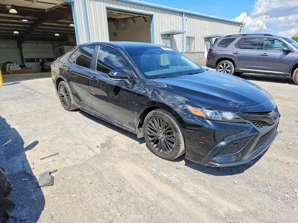 2022 TOYOTA CAMRY SE — Passenger 3/4
