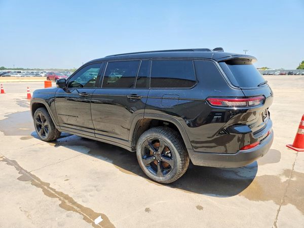 2024 JEEP GRAND CHEROKEE Laredo
