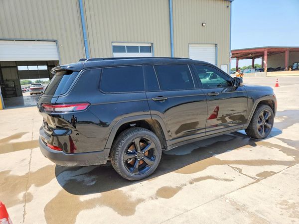 2024 JEEP GRAND CHEROKEE Laredo